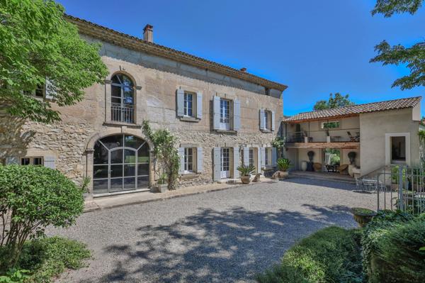 Vente Maison de luxe Le Thor 10 Pièces 410 m²