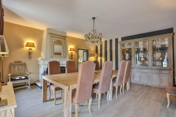 Vente Maison de luxe Le Thor 10 Pièces 410 m²