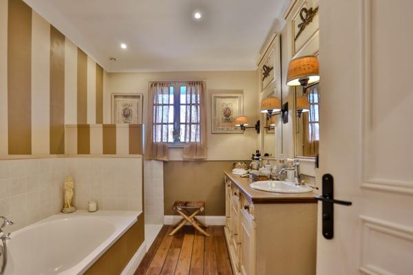Vente Maison de luxe Le Thor 10 Pièces 410 m²