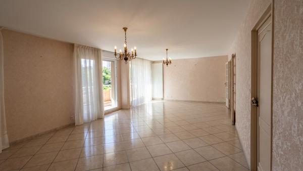 Appartement 3 pièces à vendre Châtellerault - 86100 / Réf: 12058