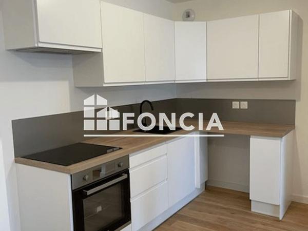 Location Appartement 2 pièces 55.01 m² - 225 ET 229 RUE DUPONTREUE Amiens 80000