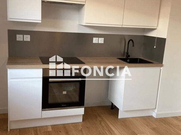 Location Appartement 2 pièces 55.01 m² - 225 ET 229 RUE DUPONTREUE Amiens 80000