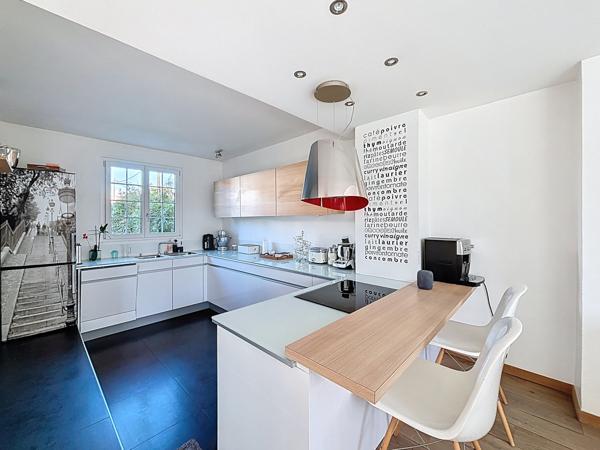 Maison 7 pièces - 228 m² Bien prestige