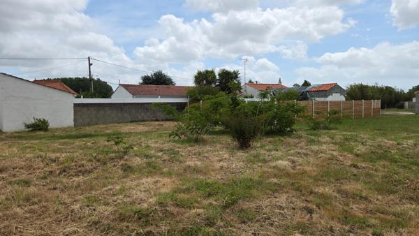 Terrain Commequiers 425 m2