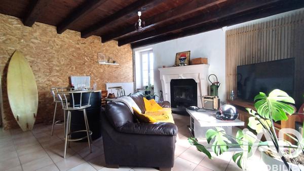 Maison à vendre 8 pièces 154 m² Saint-Cyr-des-Gâts