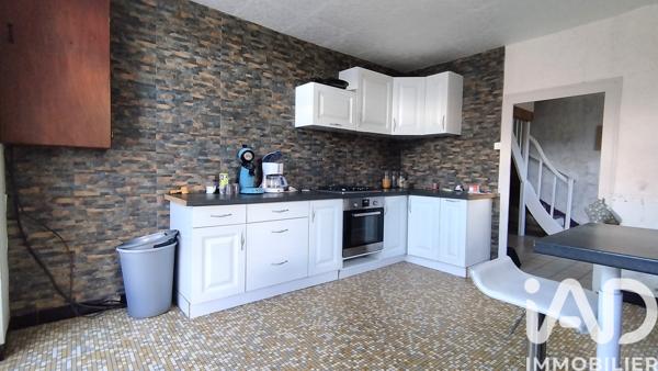 Maison à vendre 8 pièces 154 m² Saint-Cyr-des-Gâts