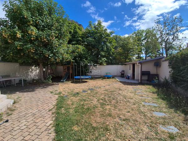 Maison Maisons-laffitte - 4 CHAMBRES Loyer 3 150 €/mois **  - Référence  13632