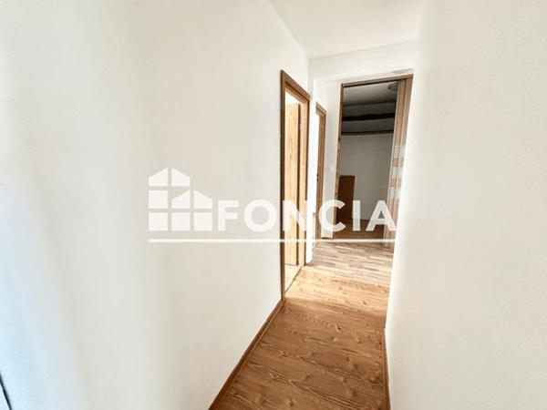 Location Appartement 5 pièces 90.4 m² - RUE FREDERIC CHOPIN Valence 26000