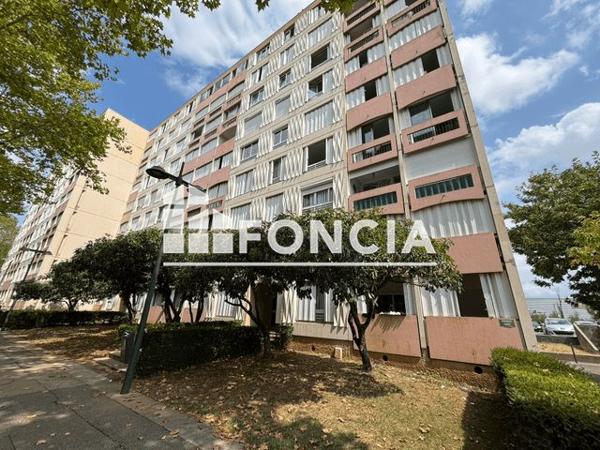 Location Appartement 5 pièces 90.4 m² - RUE FREDERIC CHOPIN Valence 26000