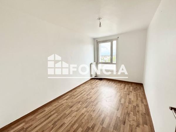 Location Appartement 5 pièces 90.4 m² - RUE FREDERIC CHOPIN Valence 26000