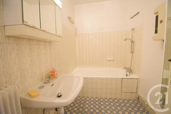 Appartement à vendre  3 pièces - 61,01 m2 VICHY - 03