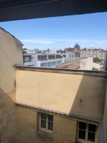 A VENDRE - QUARTIER BORDEAUX SAINT JEAN - STUDIO