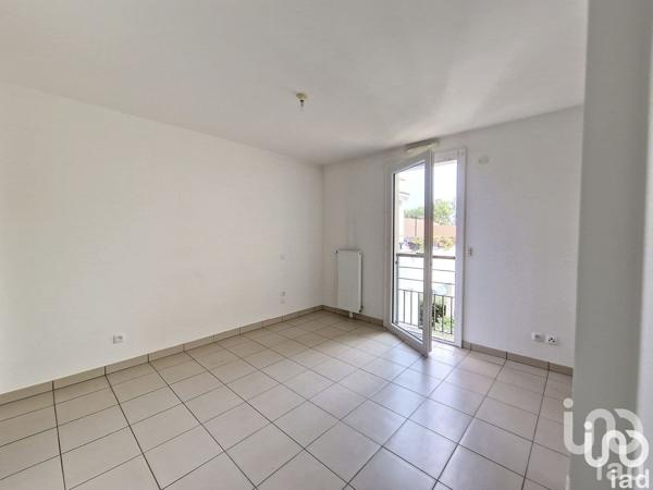 Appartement 2 pièces de 52 m² à Pringy (77310)