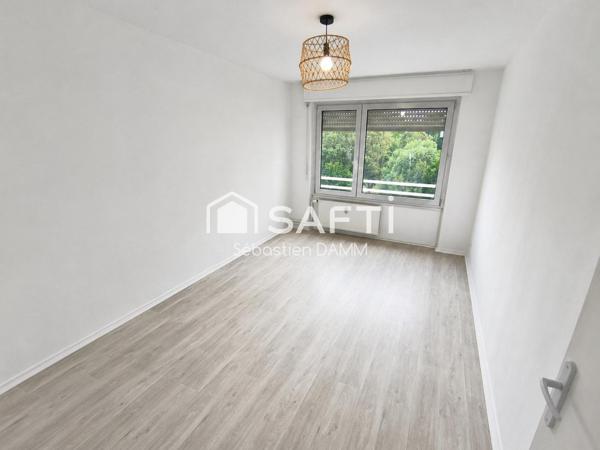 MULHOUSE – Rue de l'Ours – Appartement 3 pièces de 75 m² – Dernier étage avec ascenseur – 2 balcons – Garage – Cave