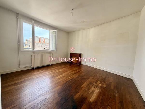 Immeuble à vendre 6 pièces de 200 m²
