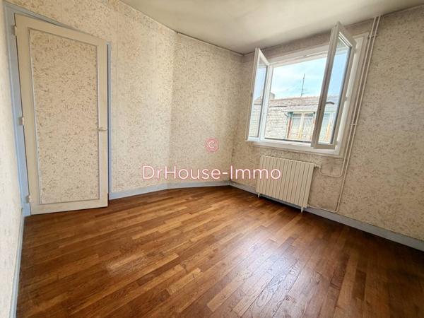 Immeuble à vendre 6 pièces de 200 m²