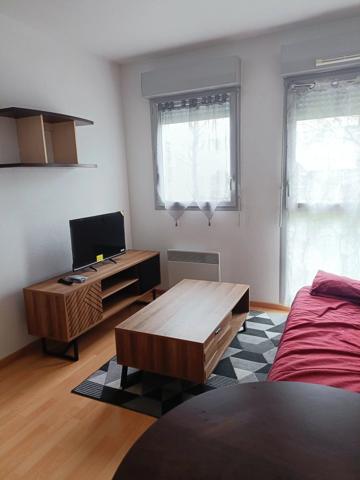 Location                                                      Appartement
                        
                     1 pièces                      31 m2                     à Saint-Sébastien-sur-Loire