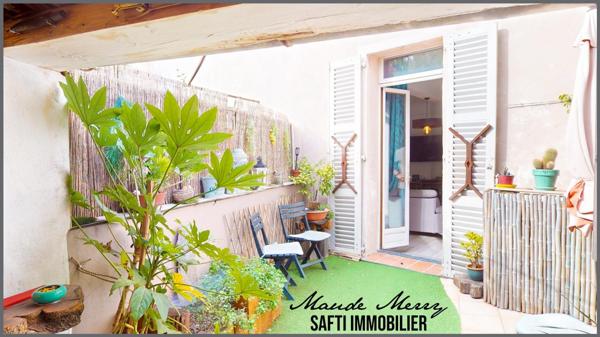 Appartement coup de coeur de type T3 de 92 m2 - 2 chambres - terrasse/jardinet - proximité centre ville à pied et parking à proximité