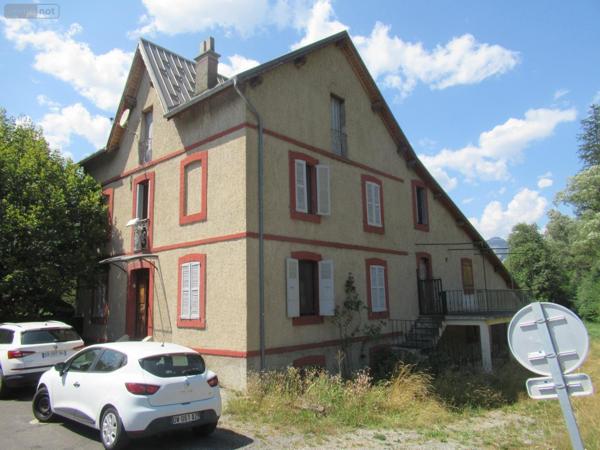 Grande propriété à vendre à Saint-Crépin dans lesHautes-Alpes (05600), ref : 11743902   
La Gare