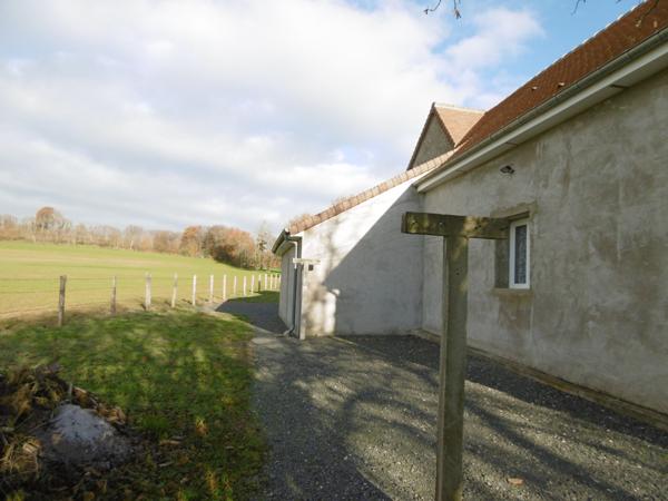 Maison en campagne 130 m2 . 3 chambres. 3000m2 de terrain