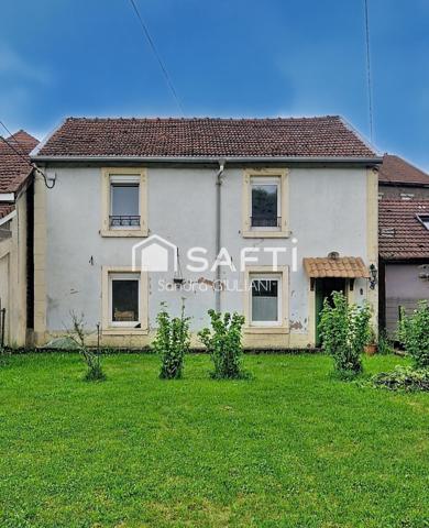 Maison avec 4 chambres, terrasse et jardin au calme ! PETIT PRIX !