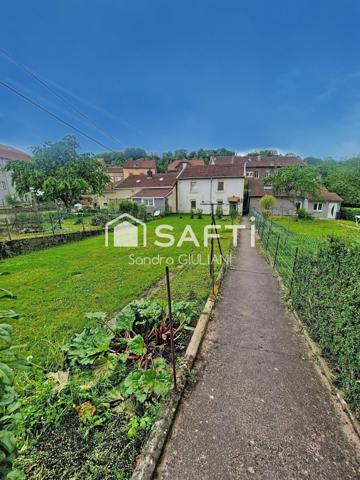 Maison avec 4 chambres, terrasse et jardin au calme ! PETIT PRIX !