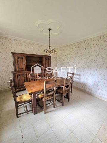 Maison avec 4 chambres, terrasse et jardin au calme ! PETIT PRIX !