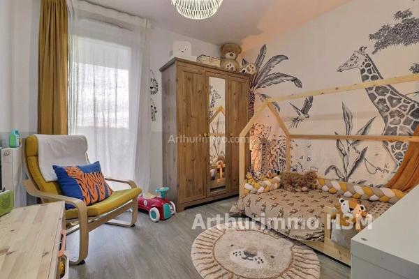 Vente                                                      Appartement
                        
                     3 pièces                      59 m2                     à Saint-Ouen-l'Aumône