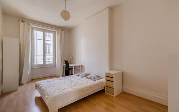 Appartement à vendre    3 pièces •  Lyon 6