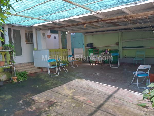 MAISON TYPE F3 A TERRE SAINTE + MAISON A RENOVER OU DEMOLIR