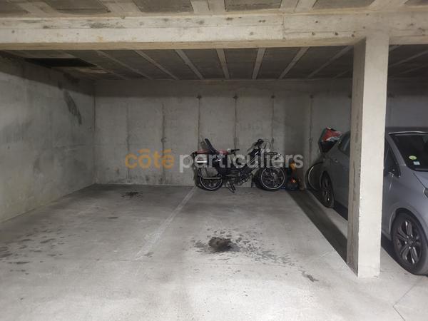 Vente
                Appartement71 m² - 3 Pièces -
                    CLAMART (92140)