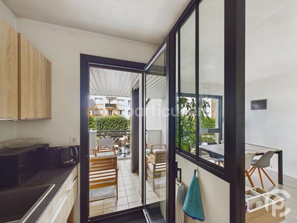 Vente
                Appartement71 m² - 3 Pièces -
                    CLAMART (92140)