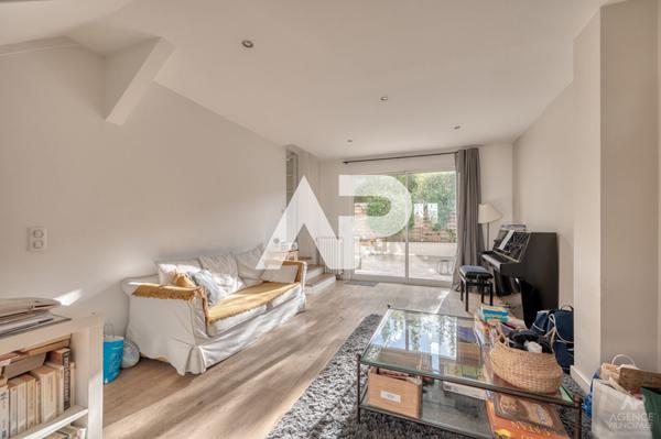 Maison Rueil Malmaison 10 pièce(s) 206m2 €1 265 000 ** - Référence 19645