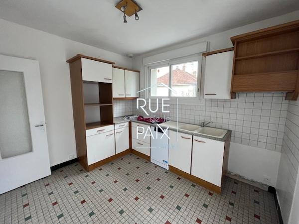 86200 Loudun Maison Loudun 3 pièce(s) 63.16 m2