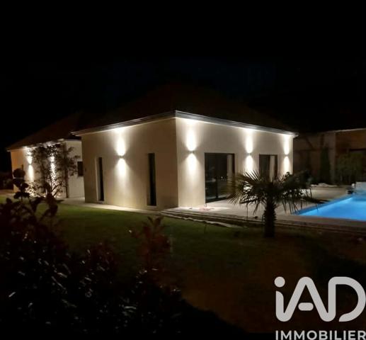 Maison à vendre 7 pièces 152 m² Saint-Lyé