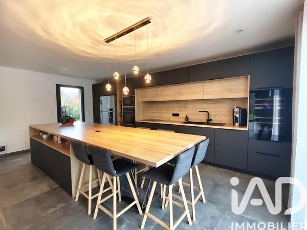 Maison à vendre 7 pièces 152 m² Saint-Lyé