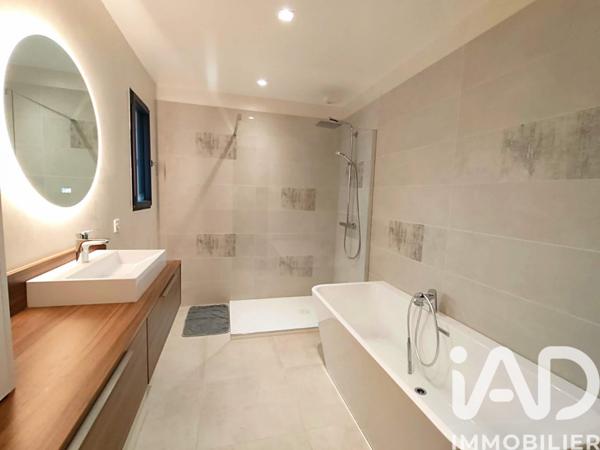 Maison à vendre 7 pièces 152 m² Saint-Lyé