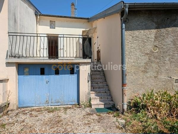 Vente
                Maison60 m² - 3 Pièces -
                    LONGEVILLE EN BARROIS (55000)