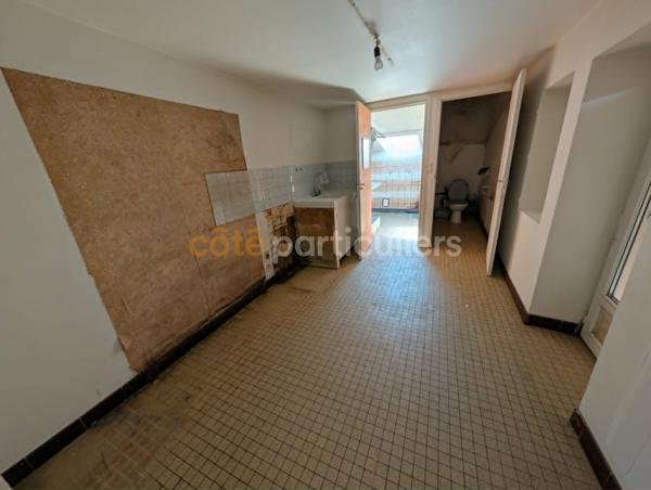 Vente
                Maison60 m² - 3 Pièces -
                    LONGEVILLE EN BARROIS (55000)