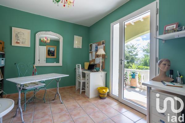 Maison à vendre 6 pièces 160 m² Rochefort-du-Gard