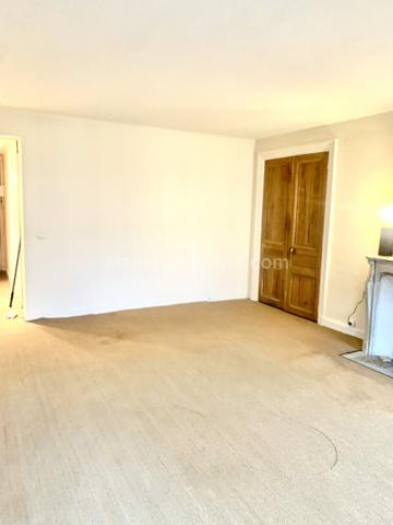 Exceptionnel et rare :Vue  Madeleine, appartement 160 M2, 5 ème étage, balcon