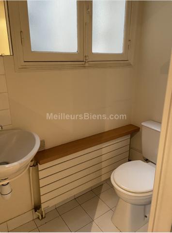 Exceptionnel et rare :Vue  Madeleine, appartement 160 M2, 5 ème étage, balcon