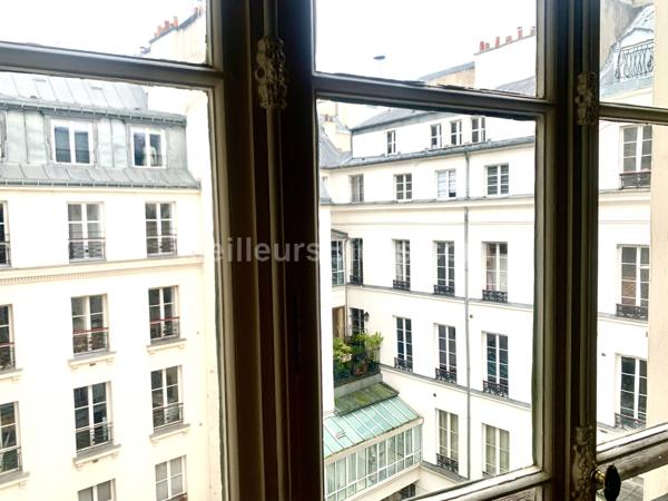 Exceptionnel et rare :Vue  Madeleine, appartement 160 M2, 5 ème étage, balcon