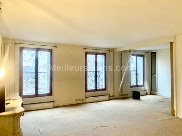 Exceptionnel et rare :Vue  Madeleine, appartement 160 M2, 5 ème étage, balcon