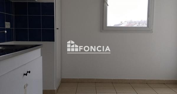 Location Appartement 3 pièces 68.39 m² - Montesson 78360