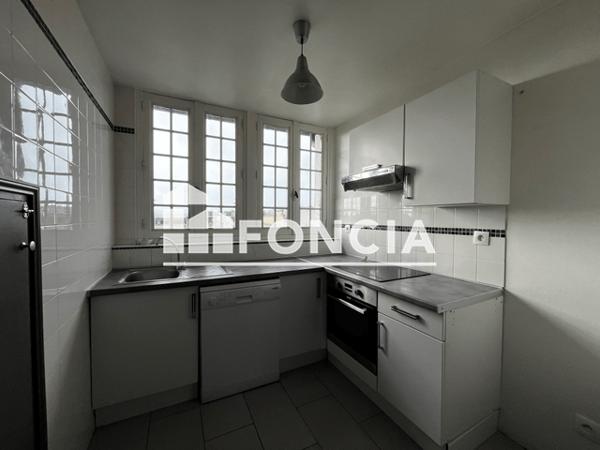 Location Appartement 4 pièces 120 m² - 37 BOULEVARD GAMBETTA Charleville Mezieres 08000