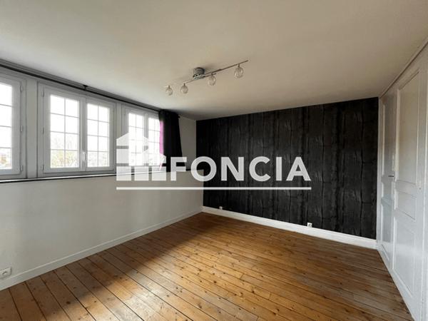 Location Appartement 4 pièces 120 m² - 37 BOULEVARD GAMBETTA Charleville Mezieres 08000