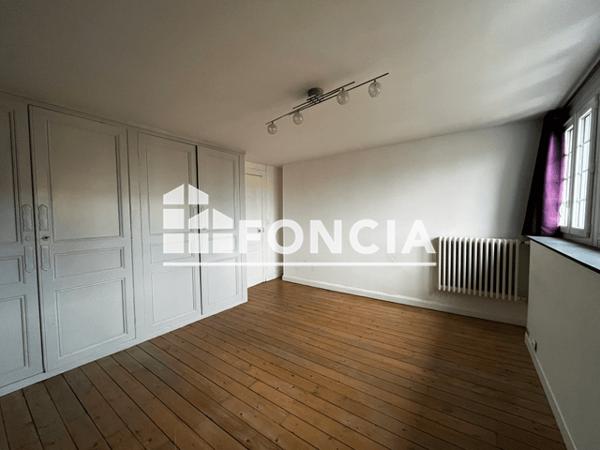 Location Appartement 4 pièces 120 m² - 37 BOULEVARD GAMBETTA Charleville Mezieres 08000