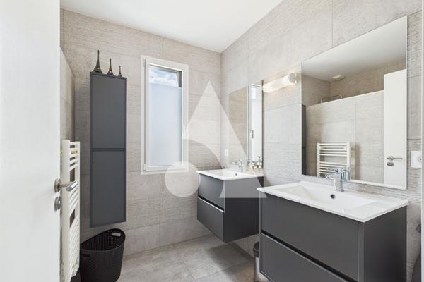 Maison 7 pièces 177 m2