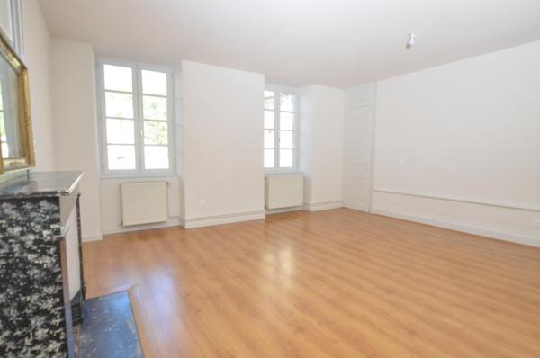 Vente / Appartement T3 à Saint-Just-Saint-Rambert (42170)